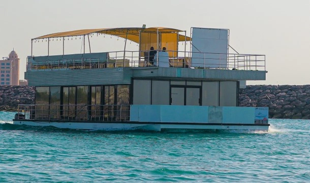 PARTY BOAT